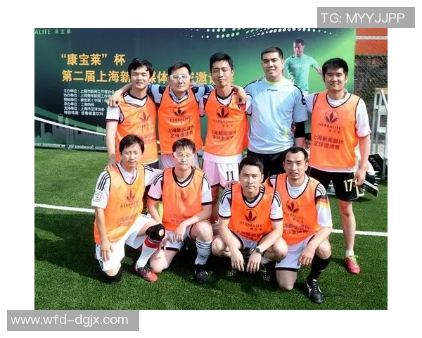 上海足球队的辉煌历程与突破之路全景纪实